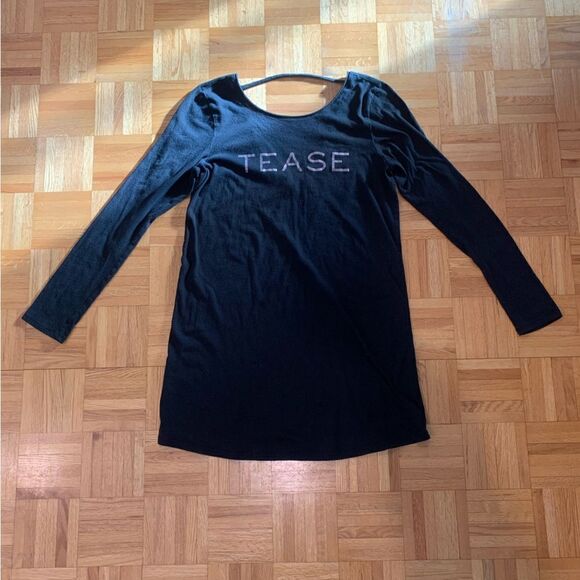 Victoria's Secret Black TEASE Nightgown Size Small - Picture 1 of 6